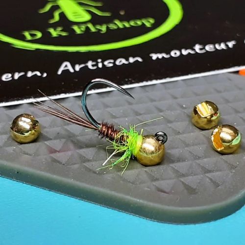 Mouche NYMPHE TAIL chartreuse DK Flyshop